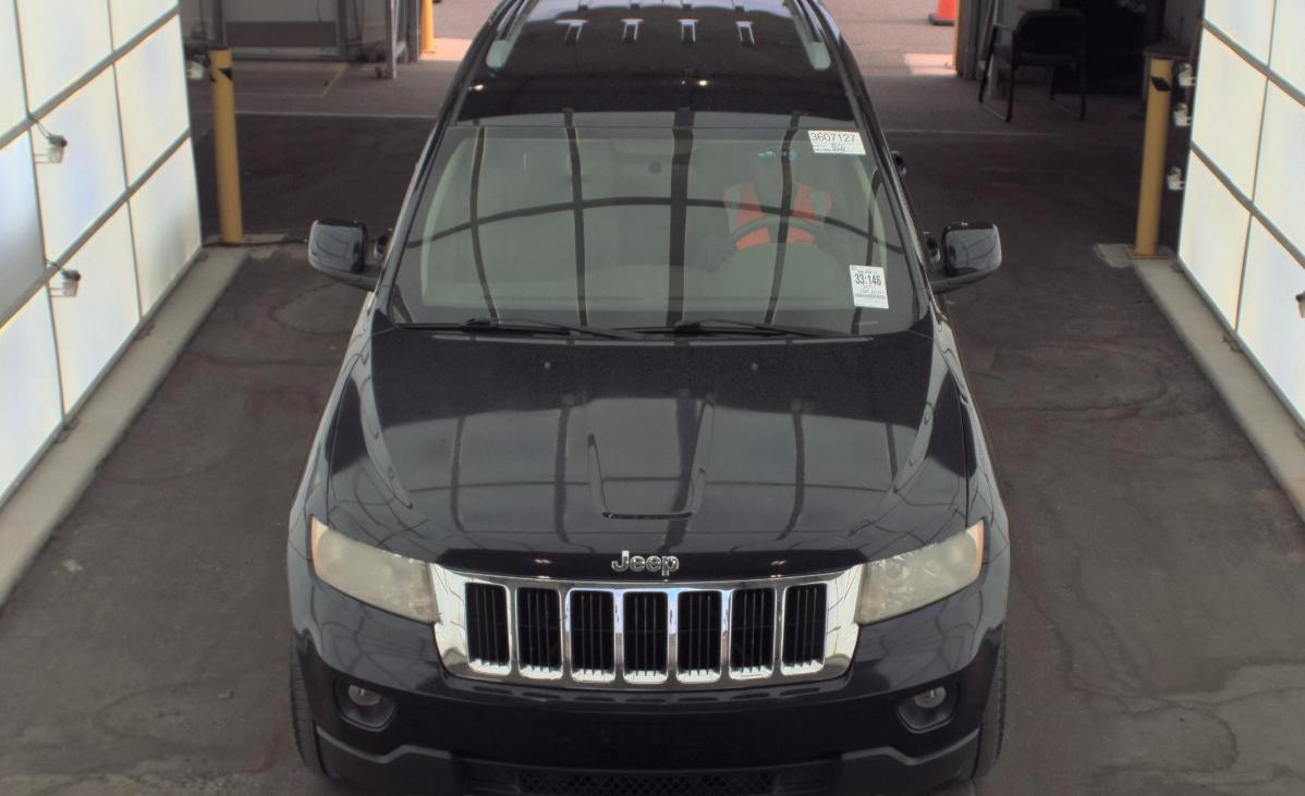 Jeep Grand Cherokee  2011