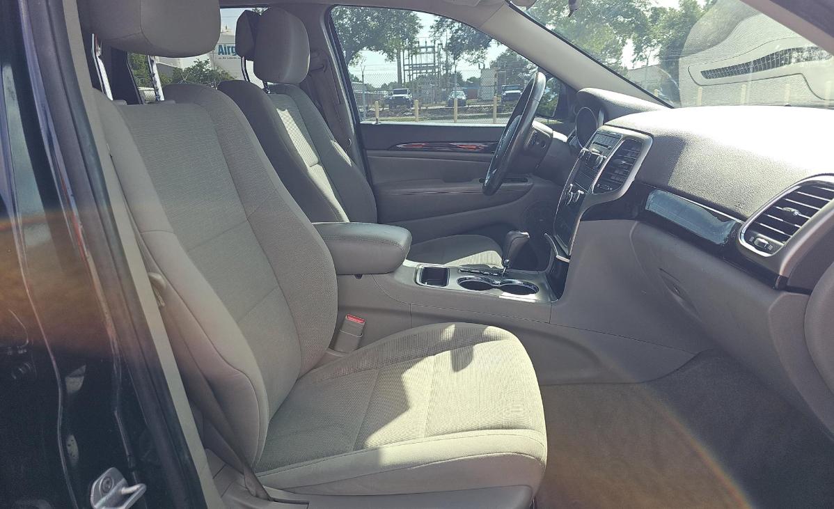 Jeep Grand Cherokee  2011