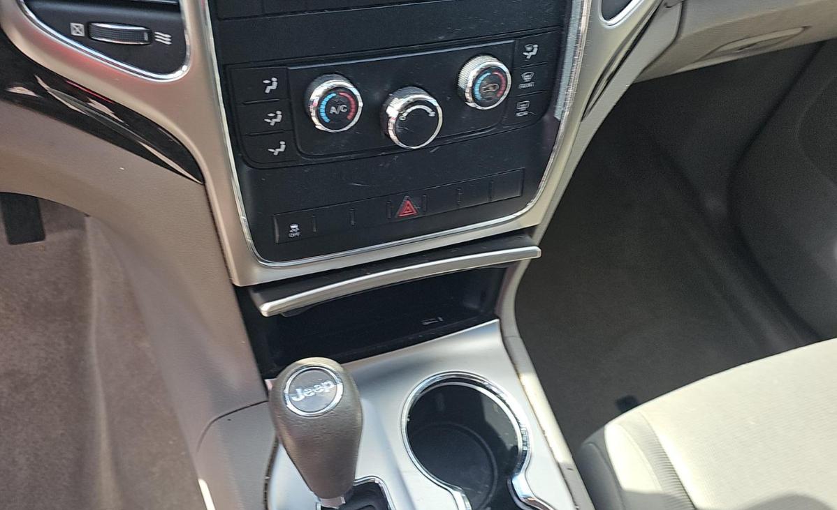 Jeep Grand Cherokee  2011