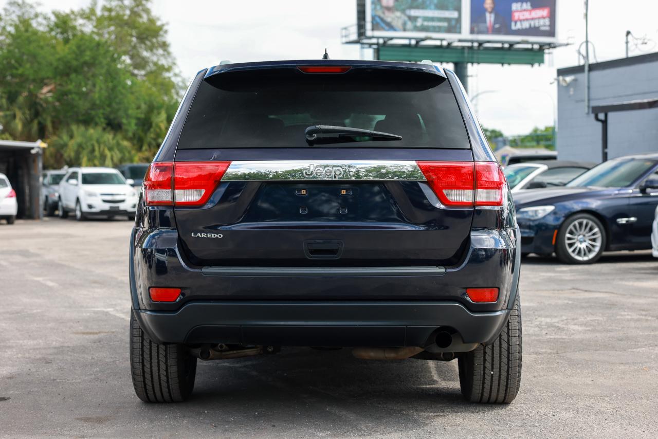 Jeep Grand Cherokee  2011