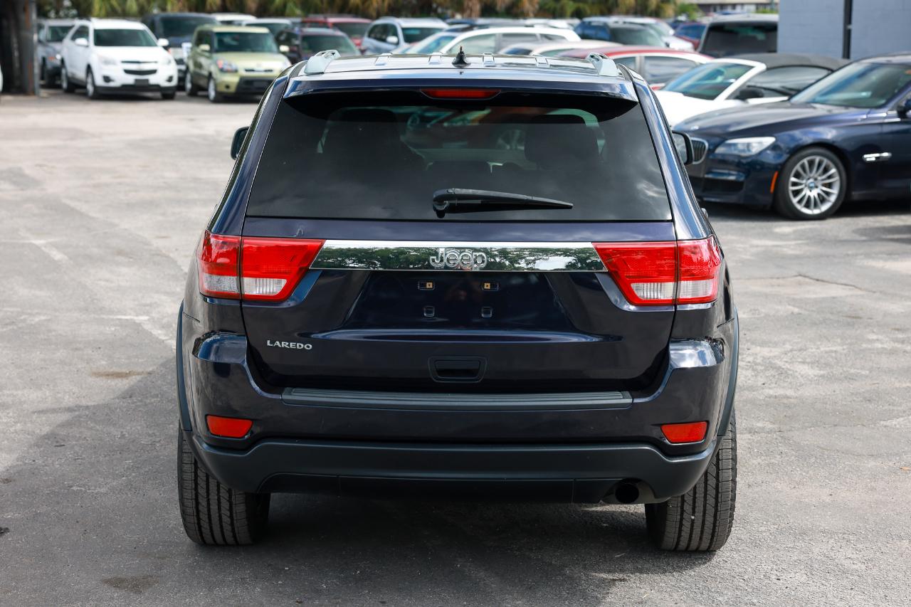 Jeep Grand Cherokee  2011