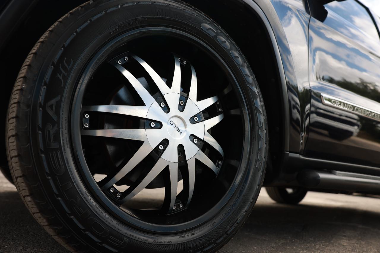 Jeep Grand Cherokee  2011