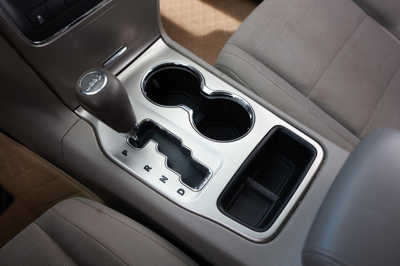 Jeep Grand Cherokee  2011