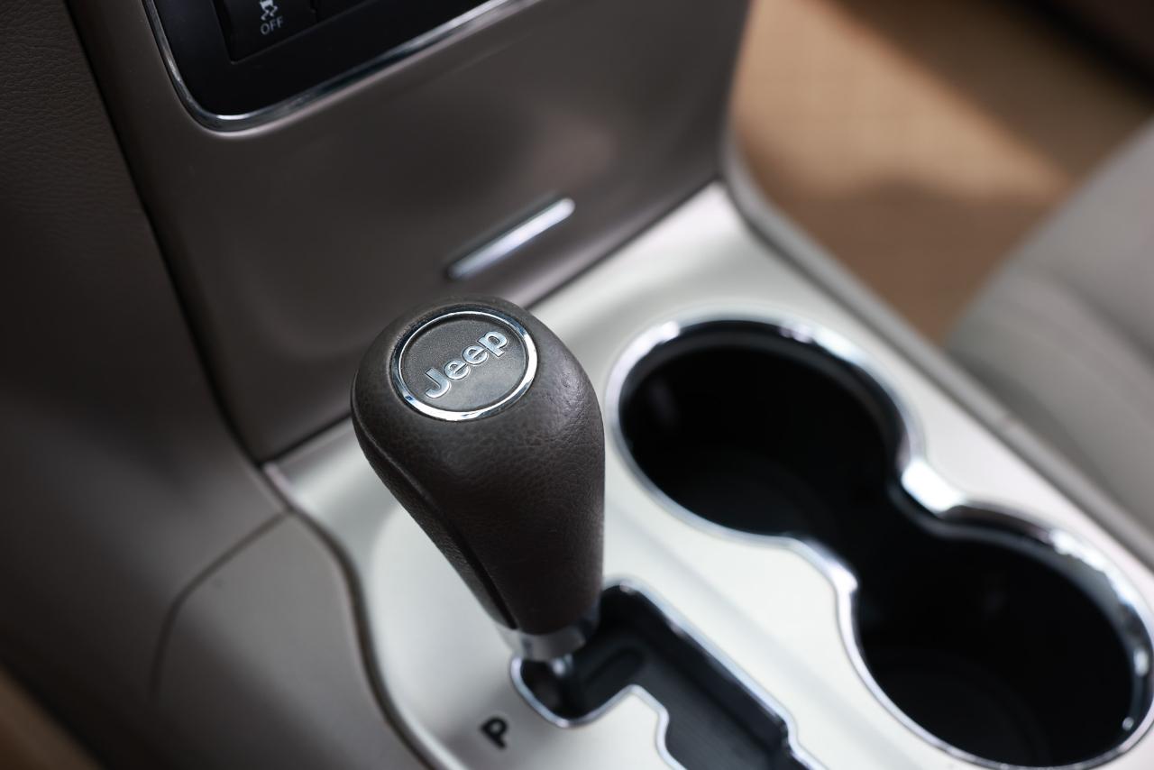 Jeep Grand Cherokee  2011