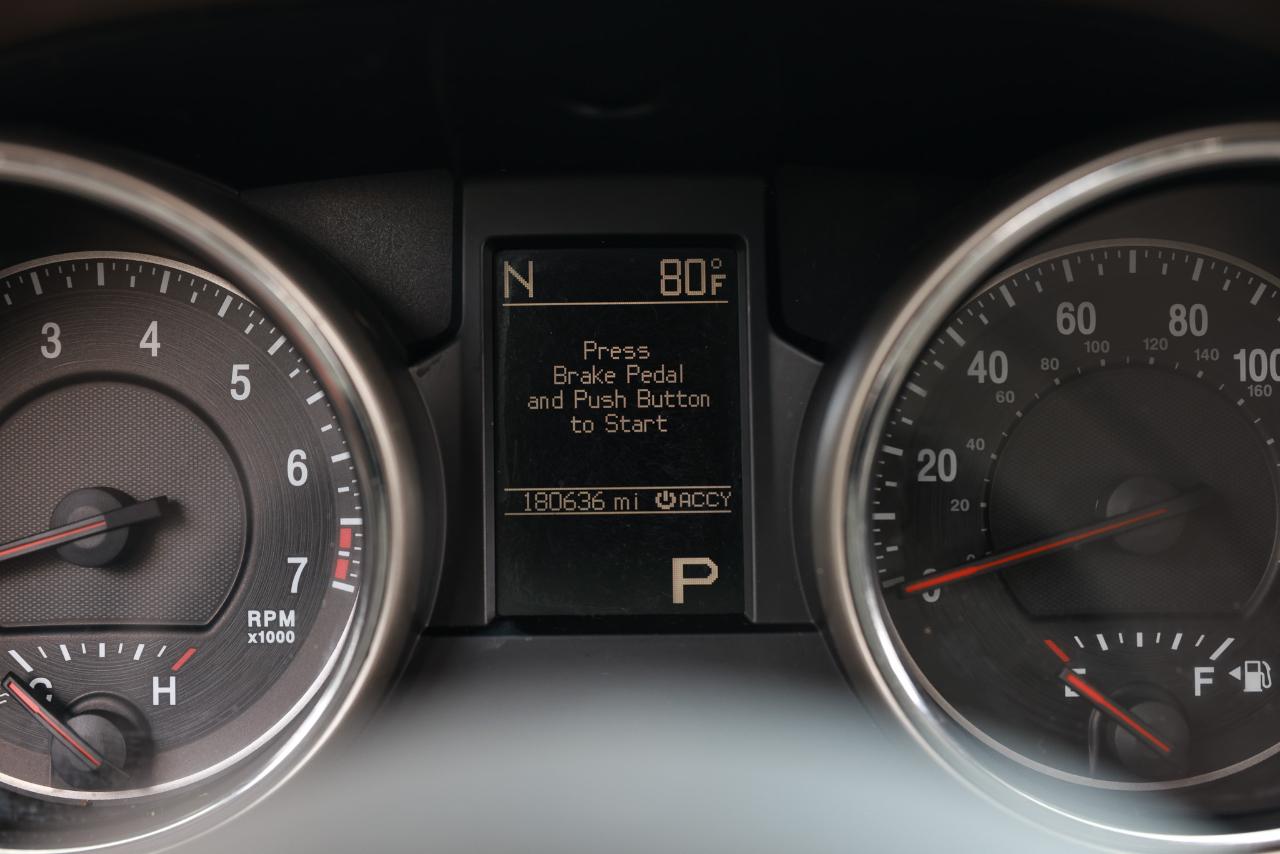 Jeep Grand Cherokee  2011