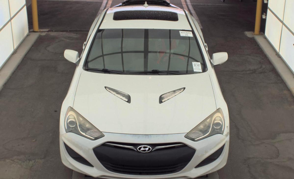 Hyundai Genesis Coupe  2013