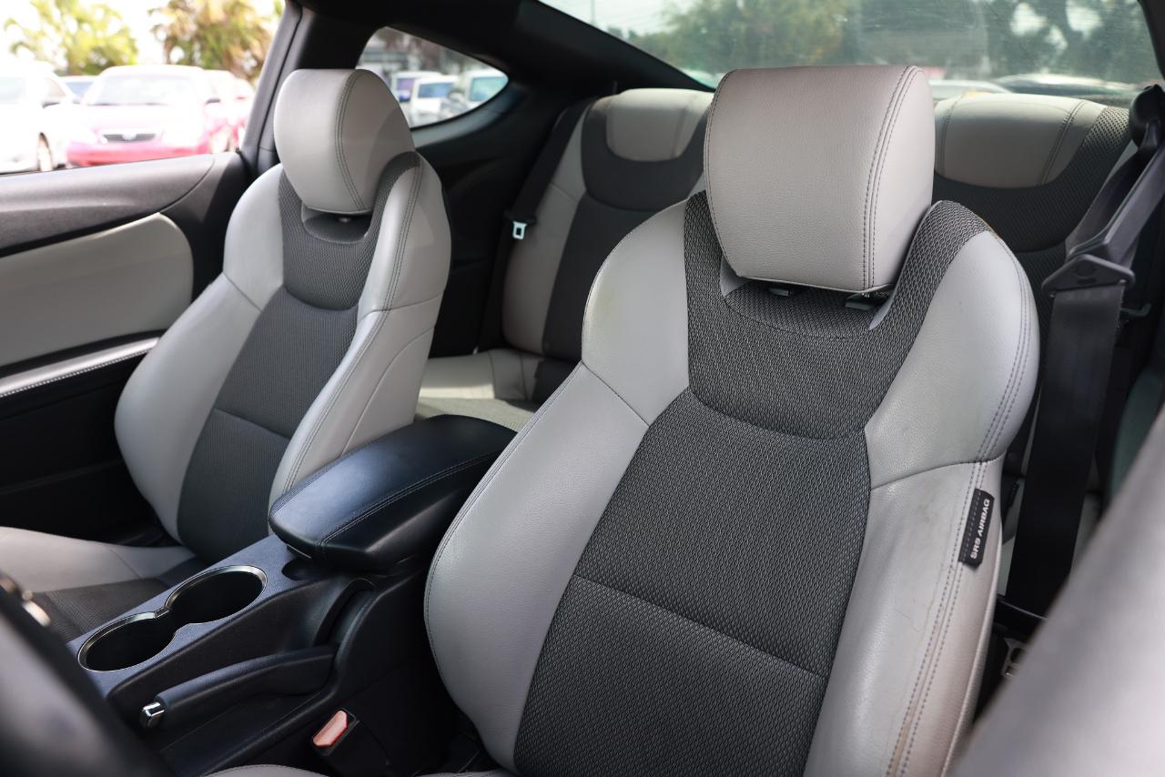 Hyundai Genesis Coupe  2013