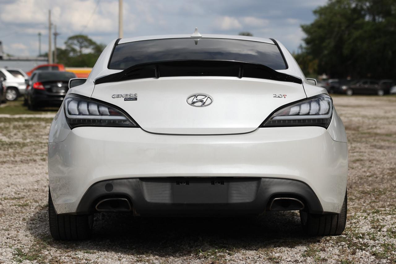 Hyundai Genesis Coupe  2013