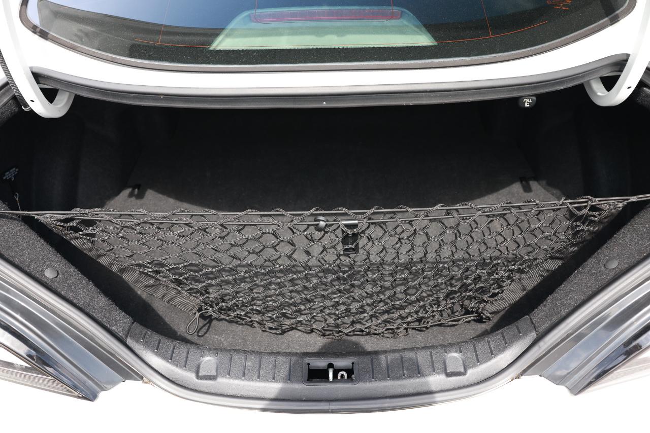 Hyundai Genesis Coupe  2013