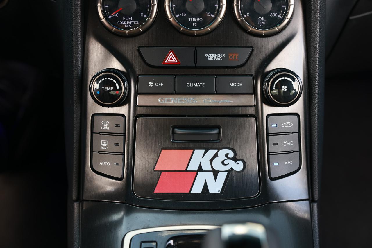 Hyundai Genesis Coupe  2013