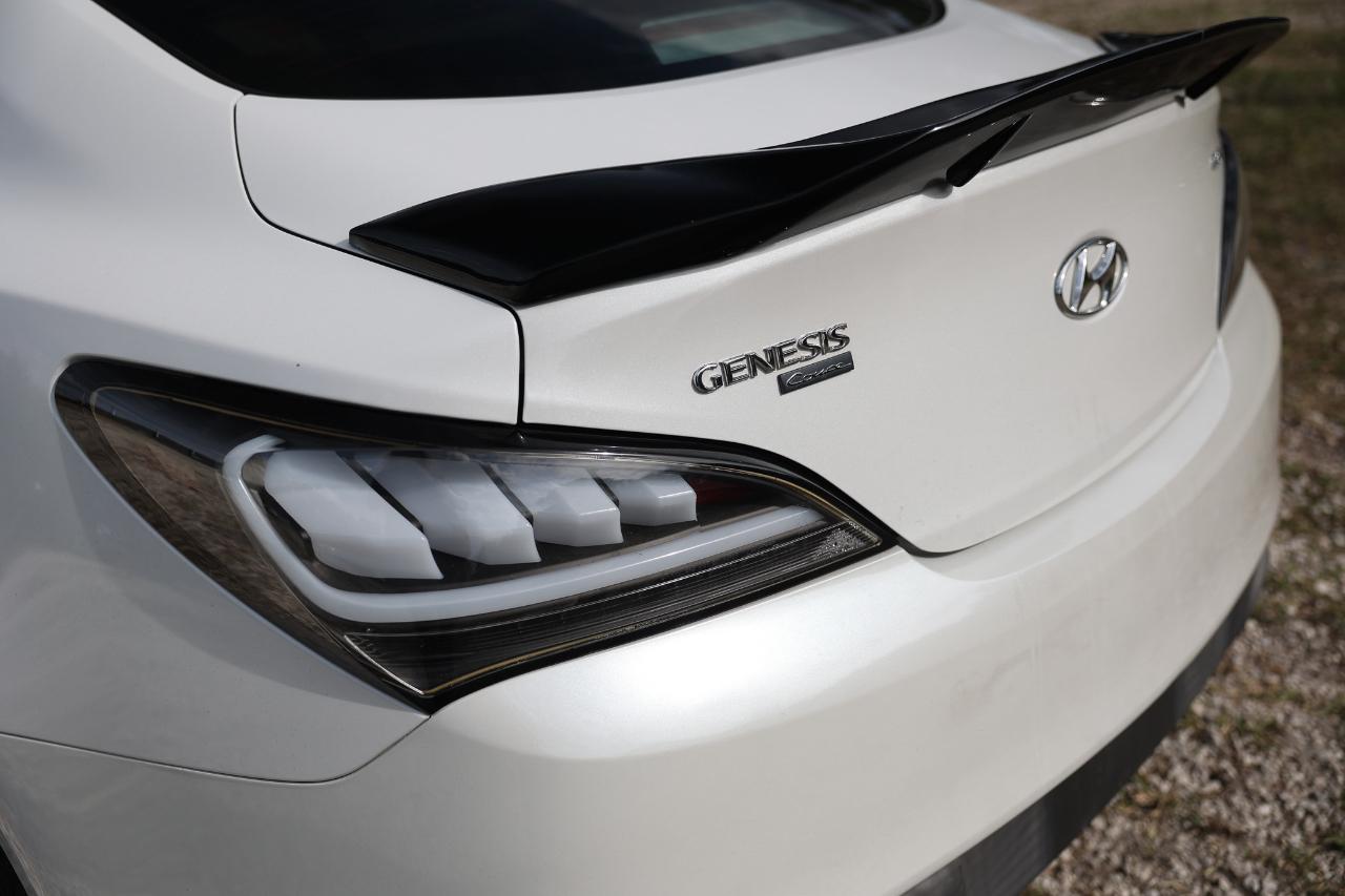 Hyundai Genesis Coupe  2013