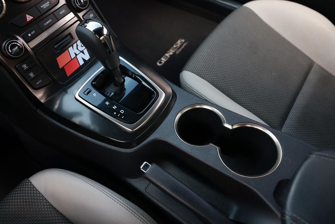 Hyundai Genesis Coupe  2013