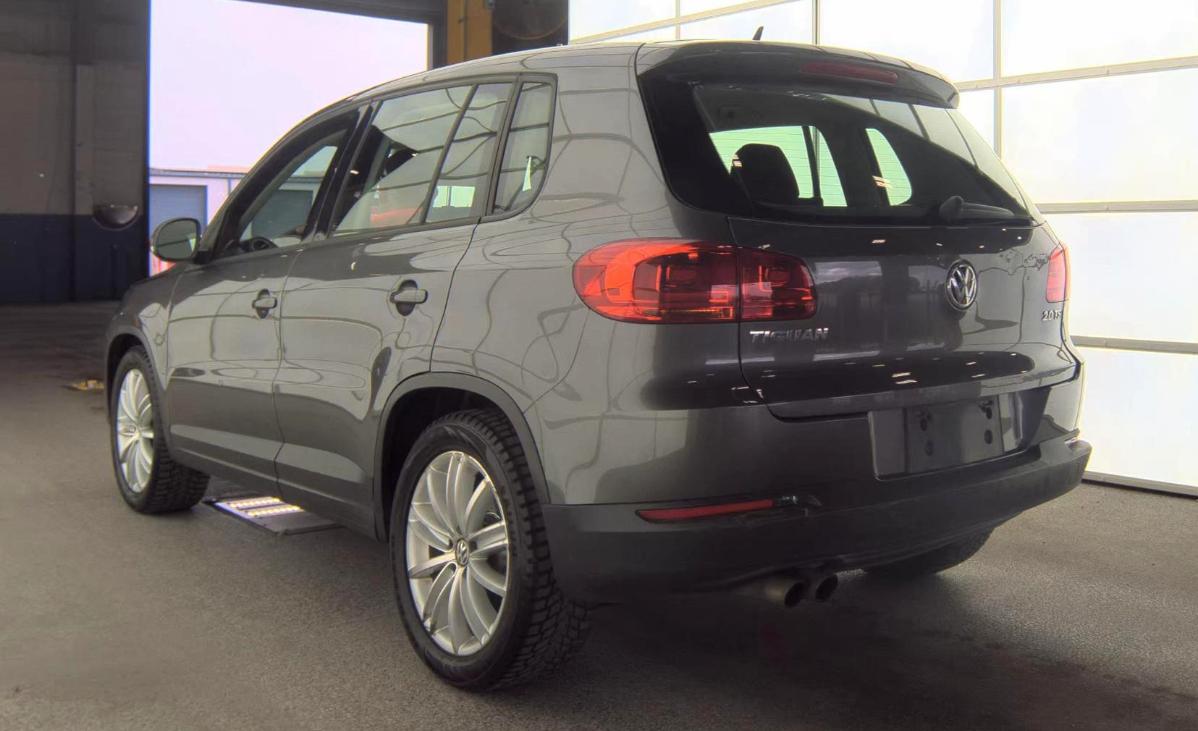 Volkswagen Tiguan  2013