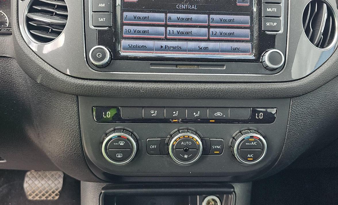 Volkswagen Tiguan  2013