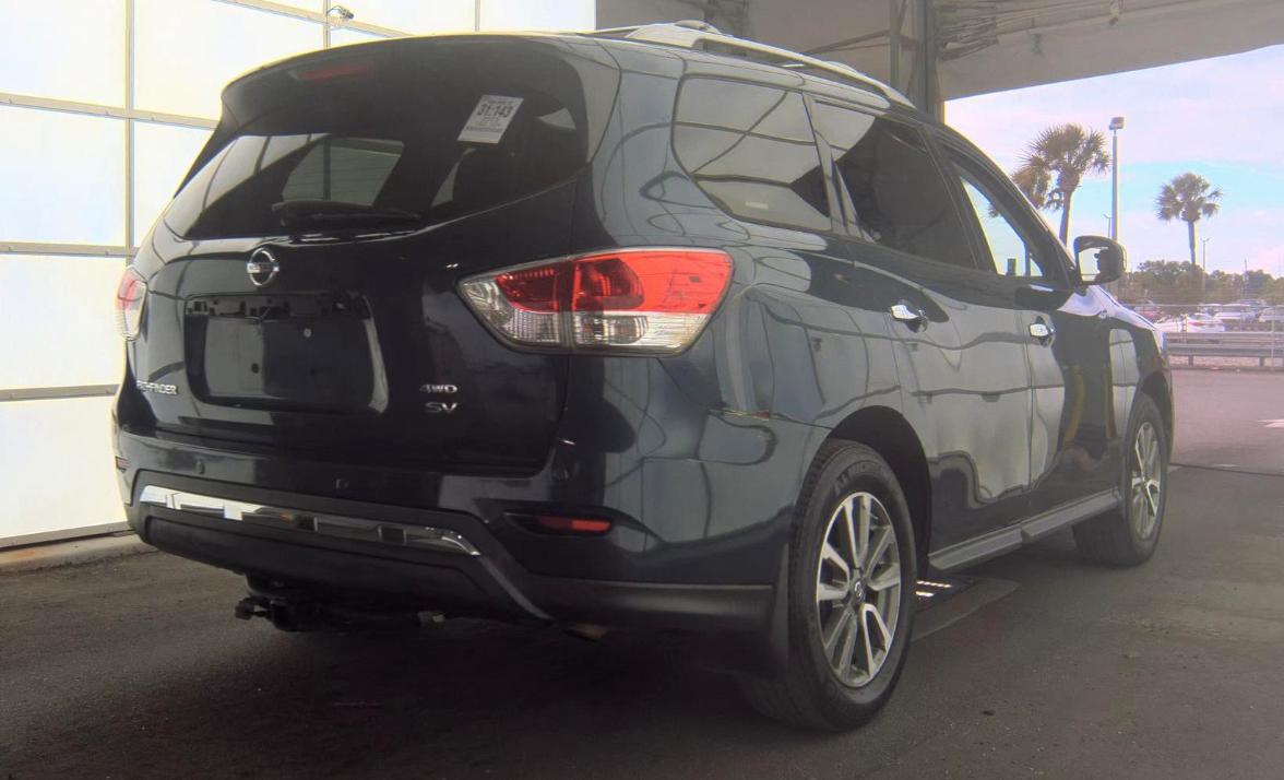 Nissan Pathfinder  2013