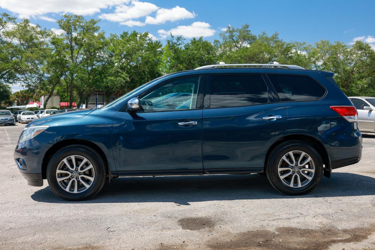 Nissan Pathfinder  2013