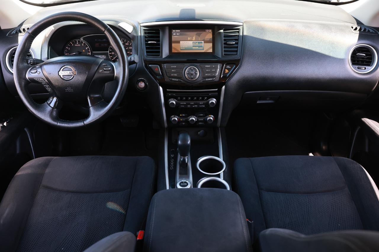 Nissan Pathfinder  2013