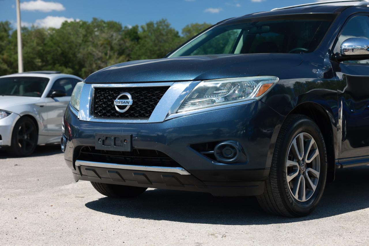 Nissan Pathfinder  2013