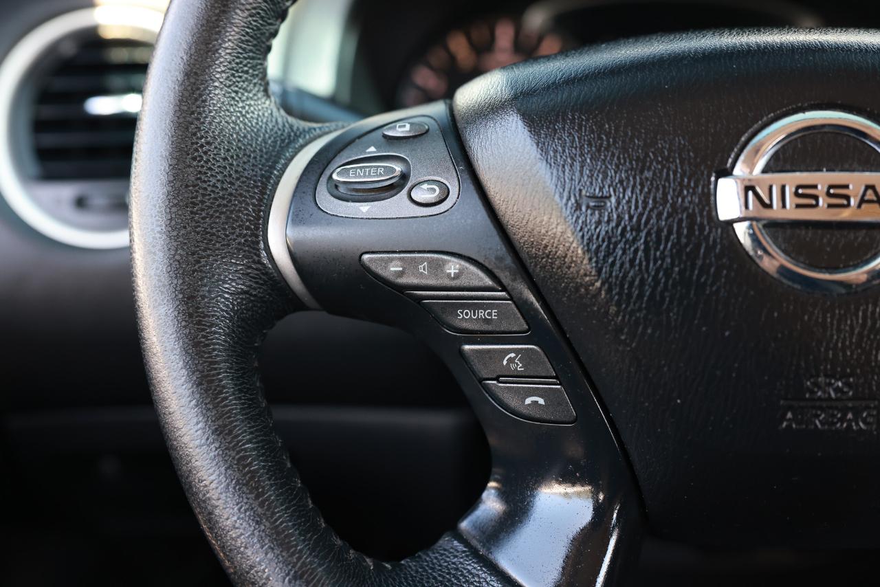 Nissan Pathfinder  2013