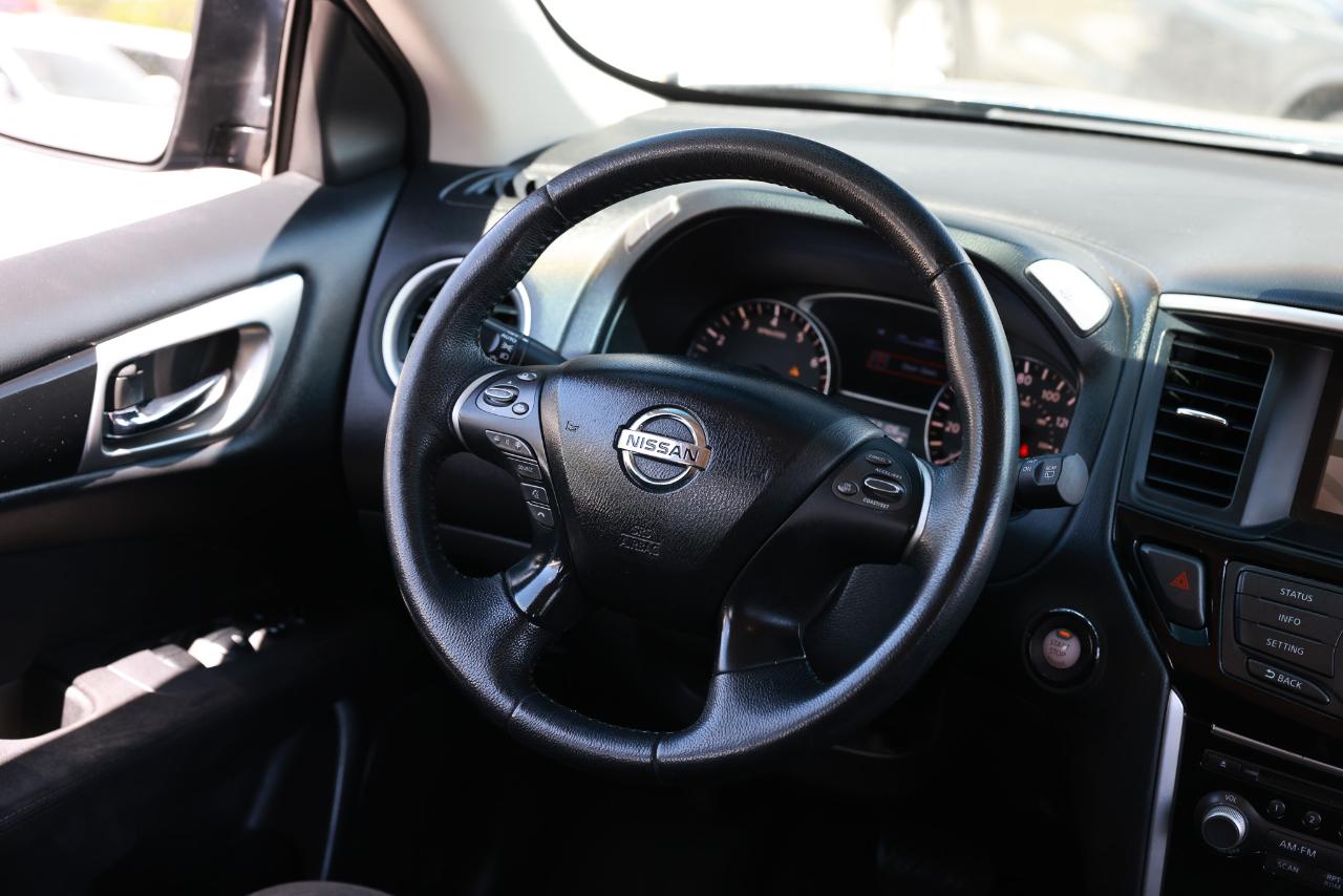 Nissan Pathfinder  2013