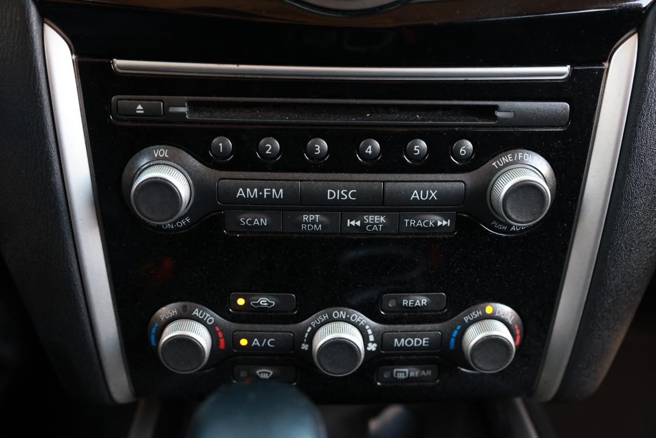 Nissan Pathfinder  2013