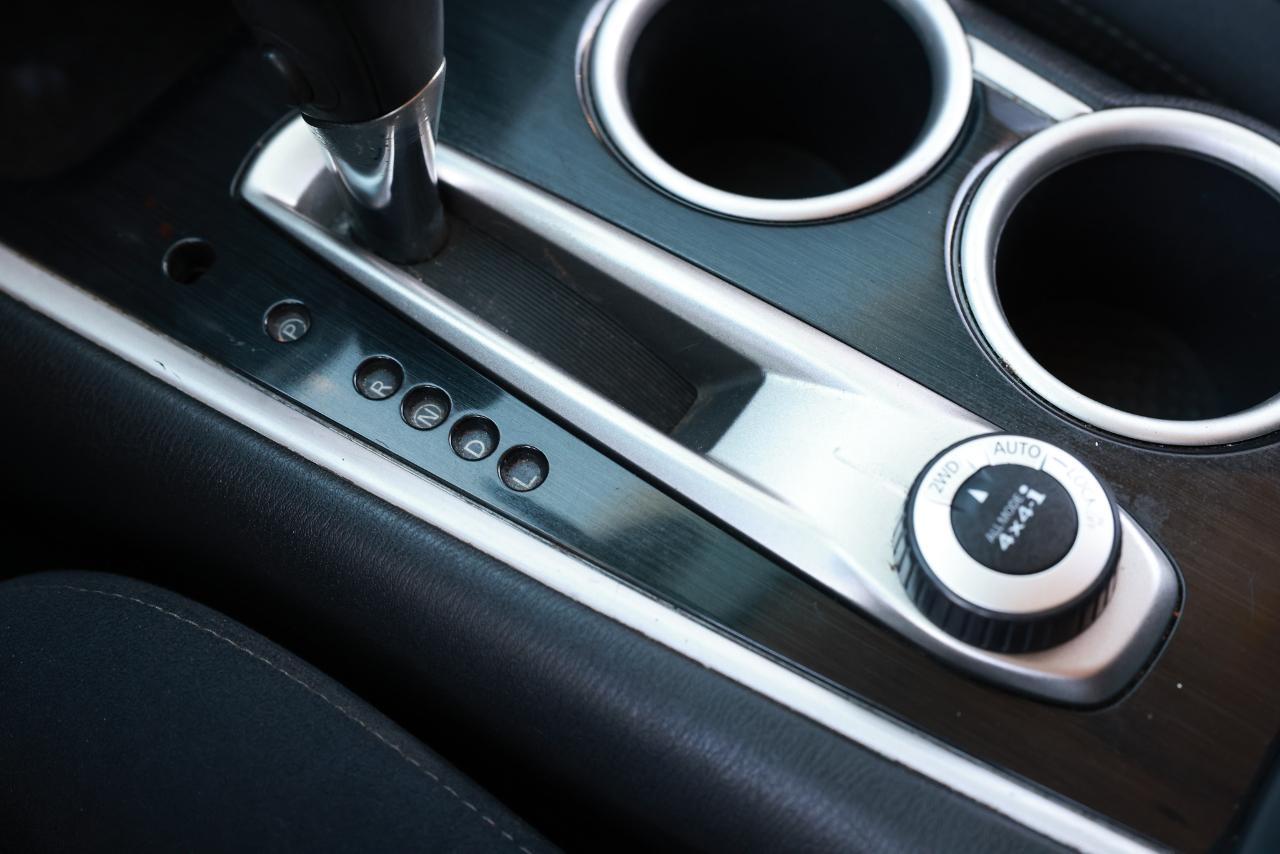 Nissan Pathfinder  2013