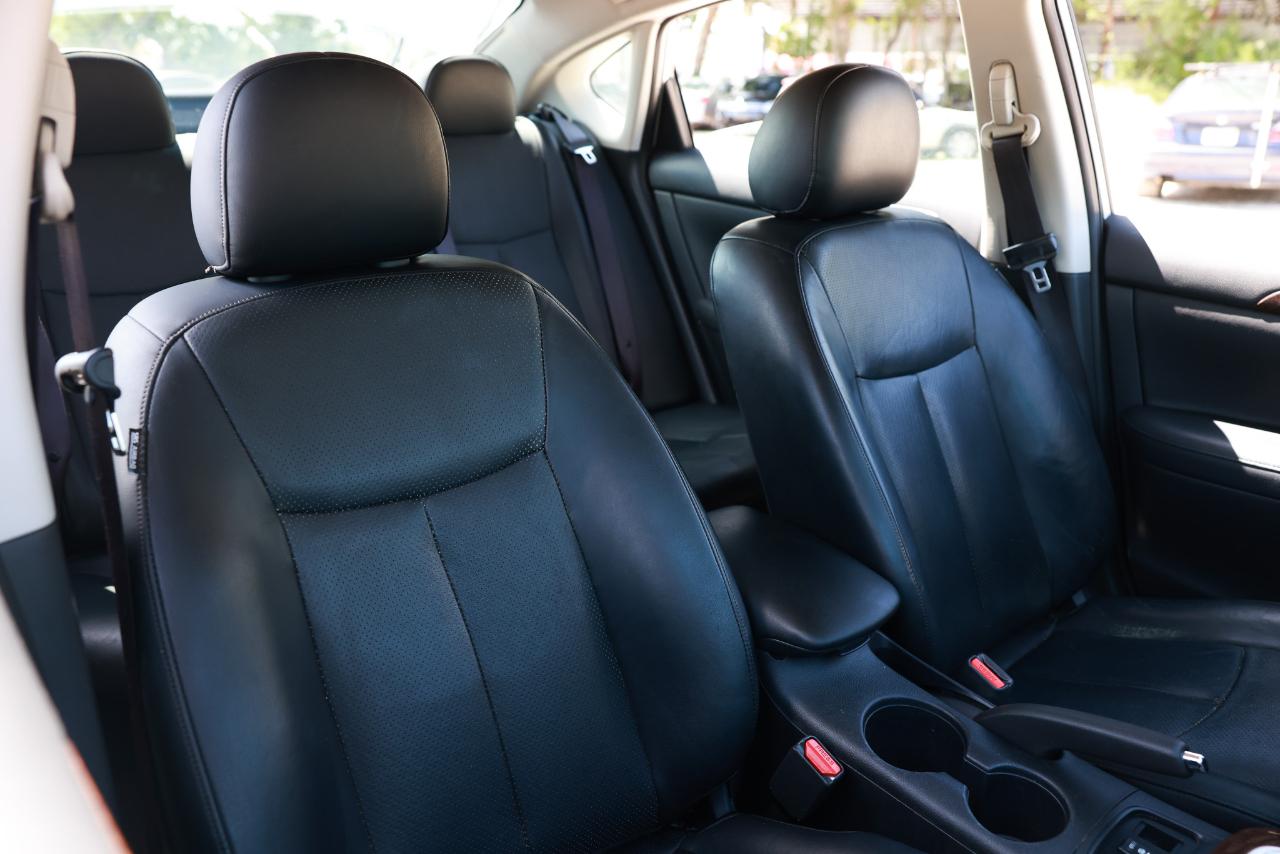 Nissan Sentra  2013