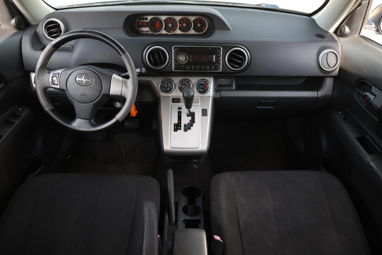 Scion xB  2009