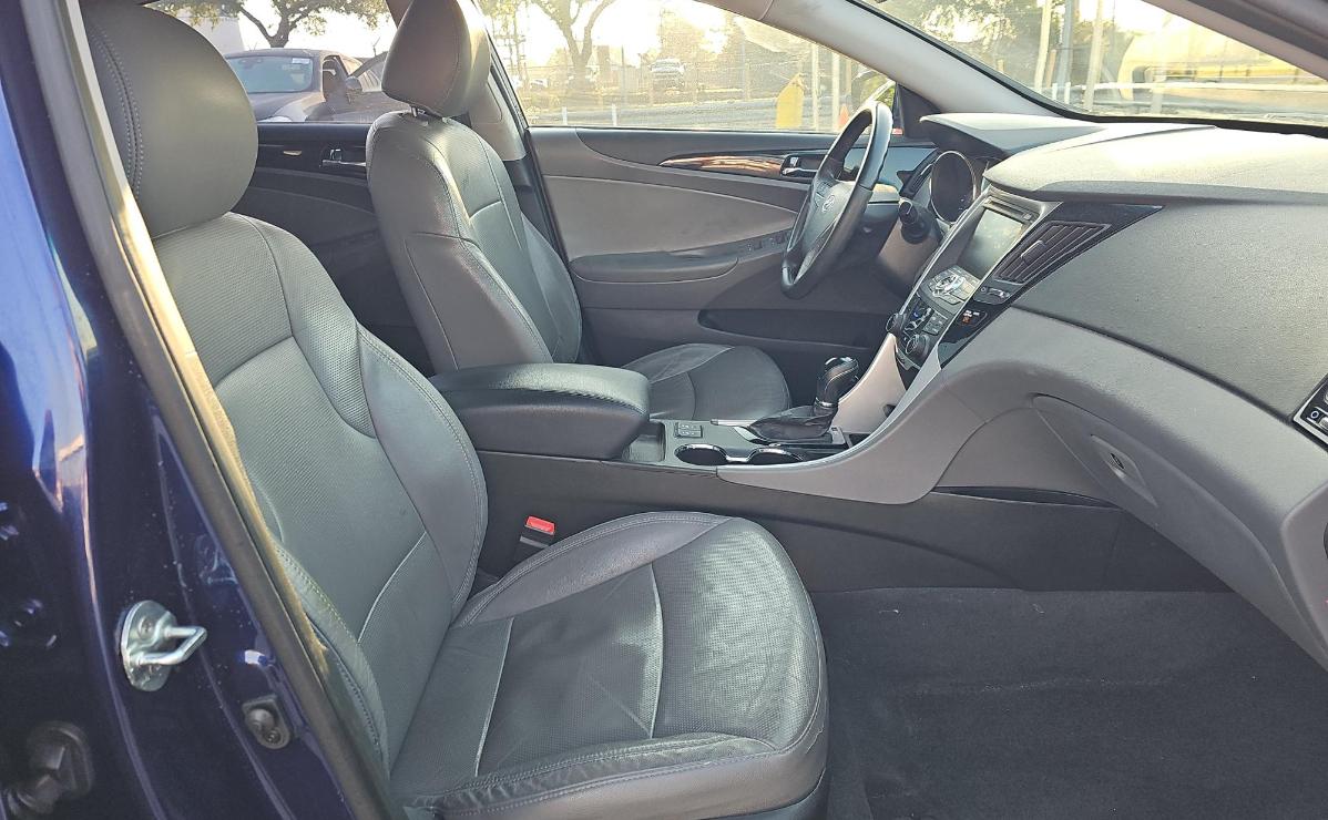 Hyundai Sonata  2013