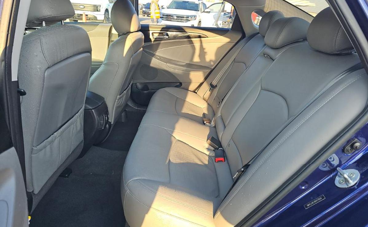 Hyundai Sonata  2013