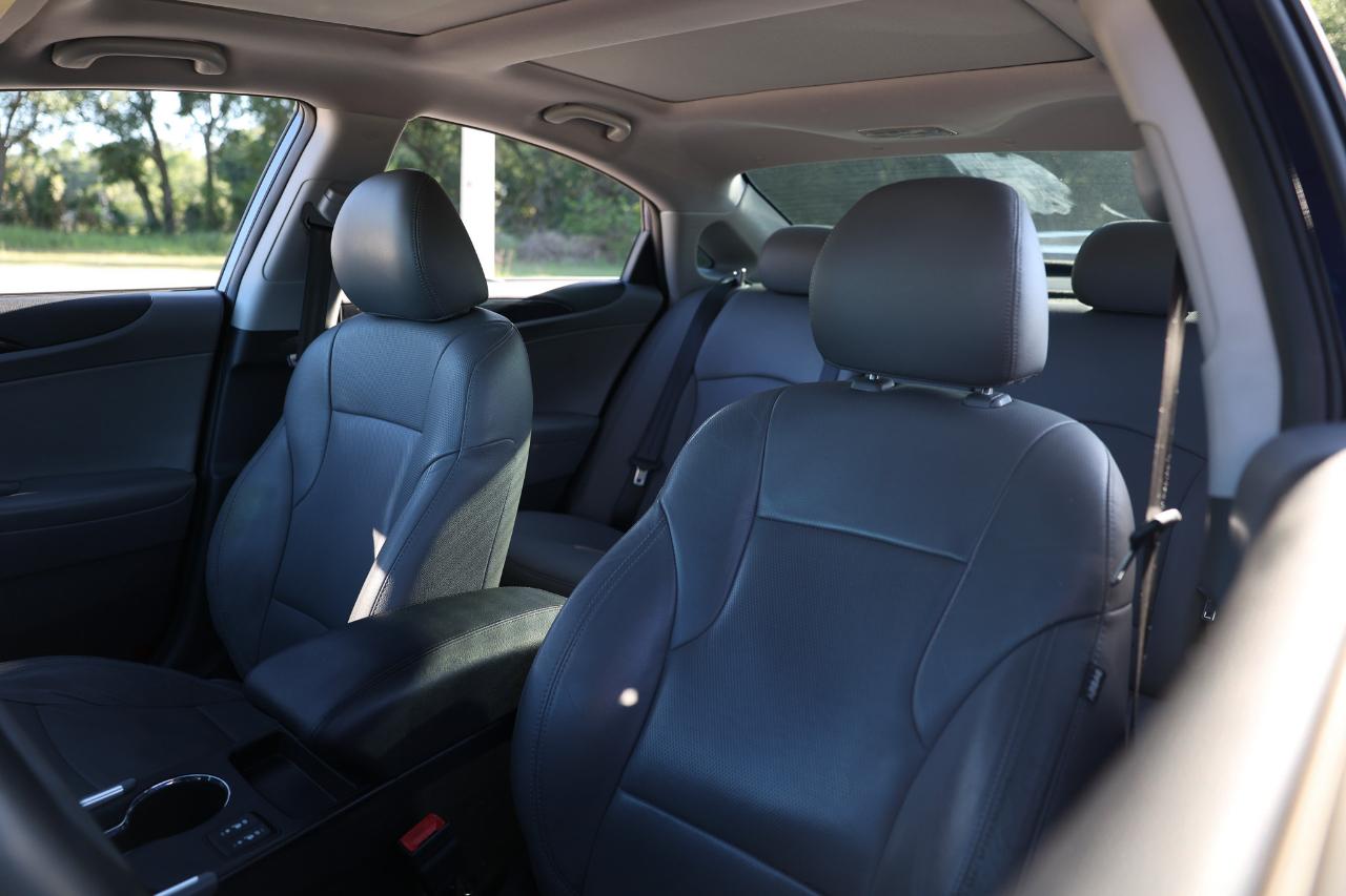 Hyundai Sonata  2013