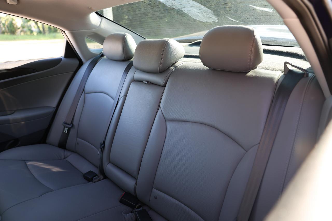 Hyundai Sonata  2013