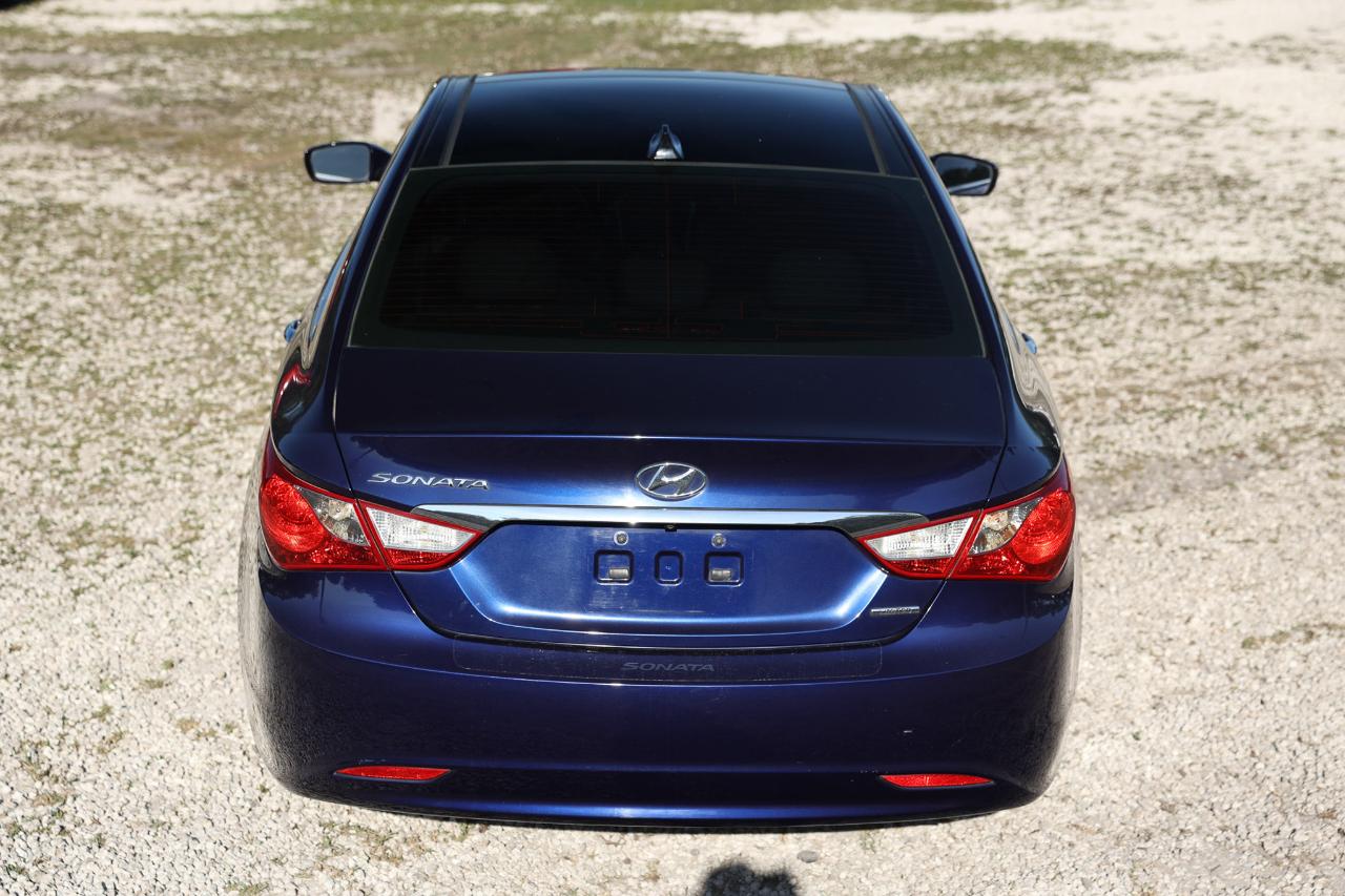Hyundai Sonata  2013