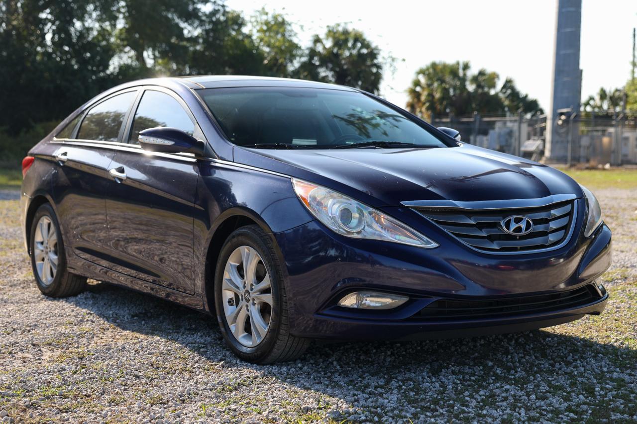 Hyundai Sonata  2013