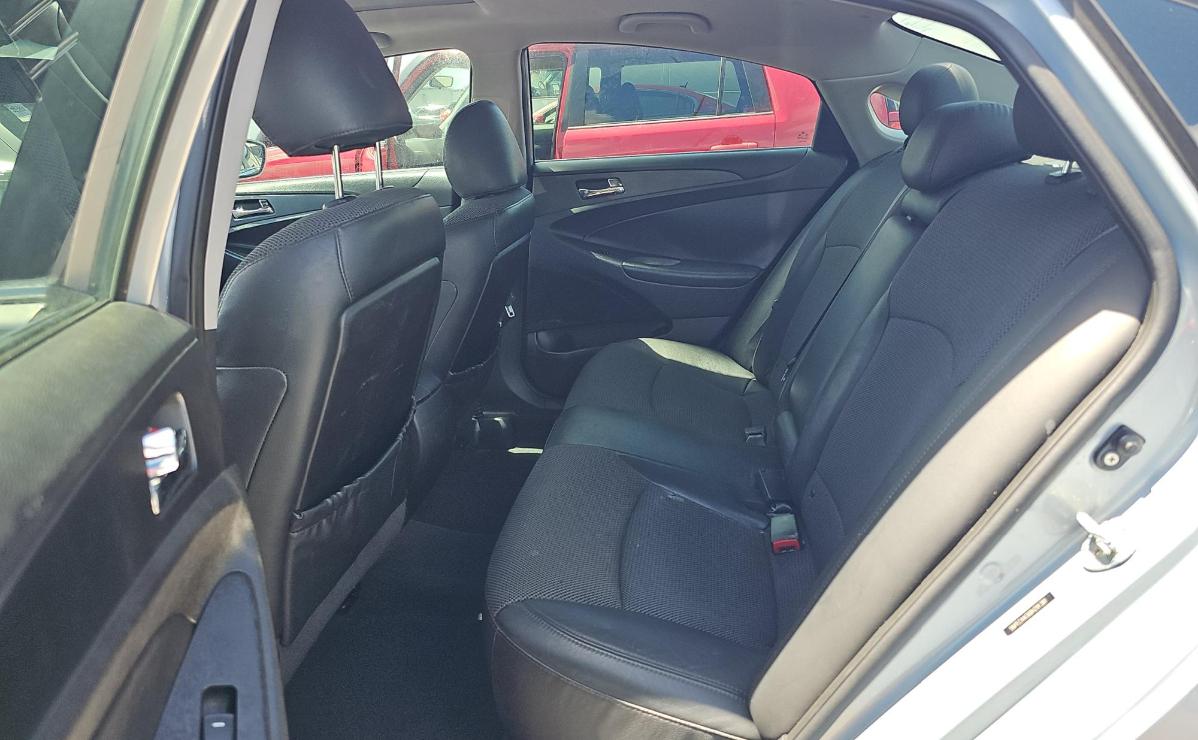 Hyundai Sonata  2011