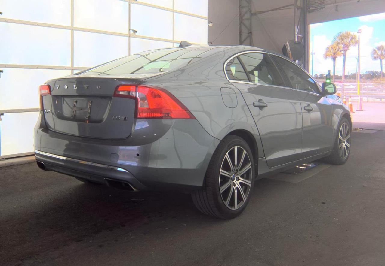 Volvo S60  2017