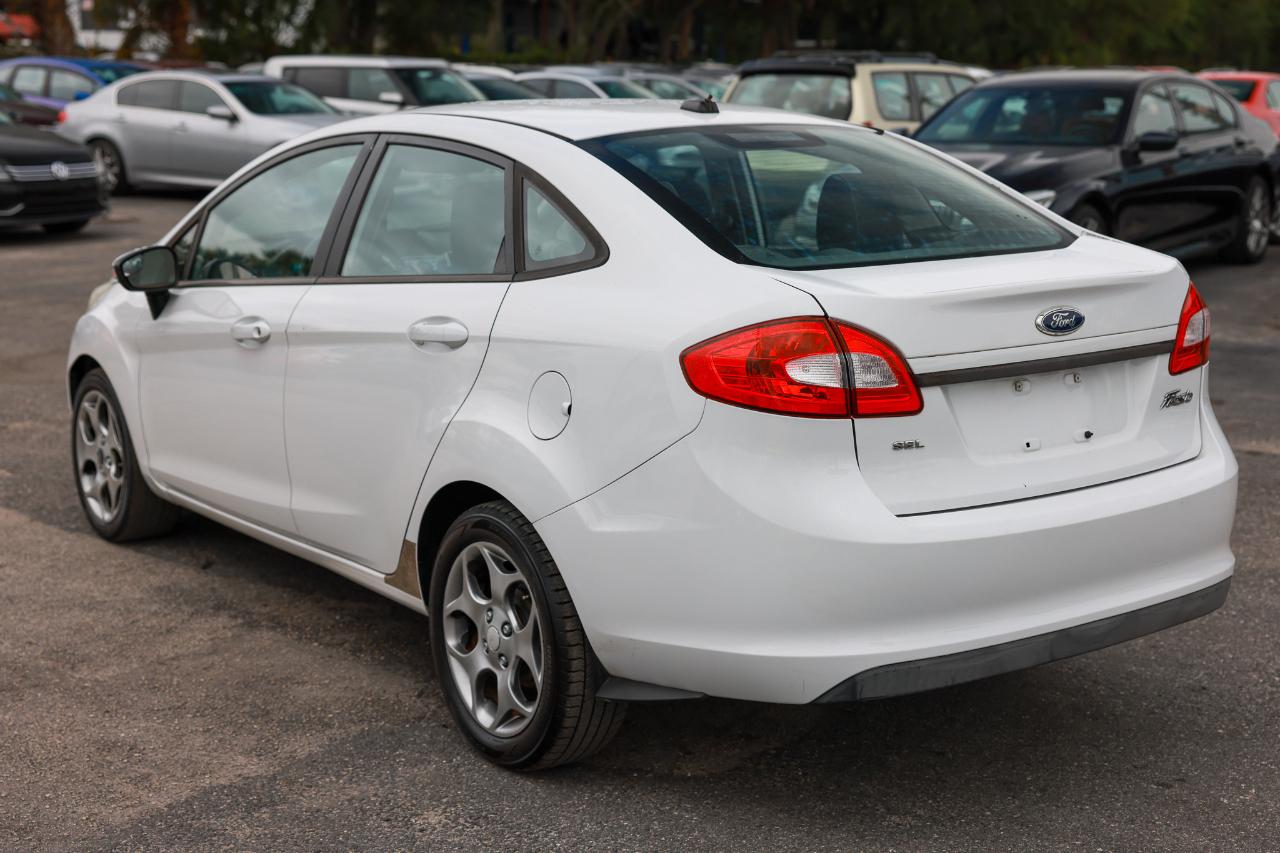 Ford Fiesta  2011
