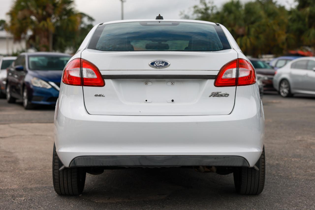 Ford Fiesta  2011