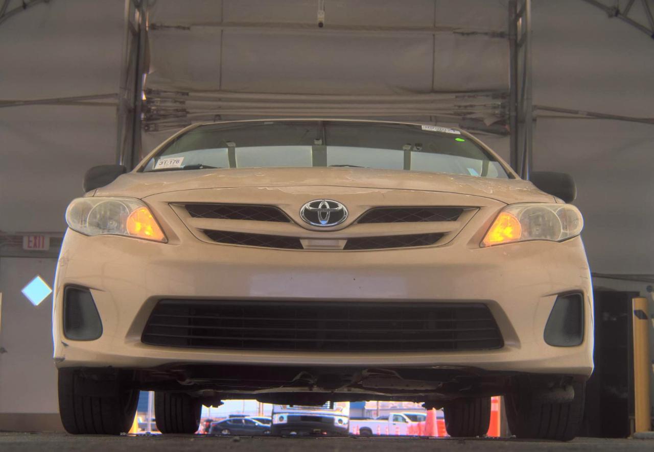 Toyota Corolla  2012