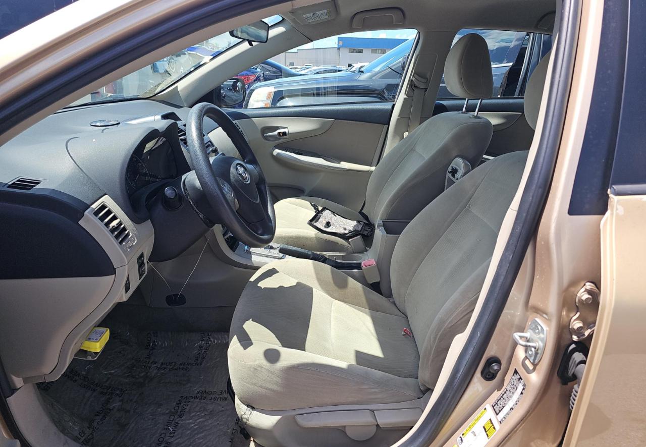 Toyota Corolla  2012