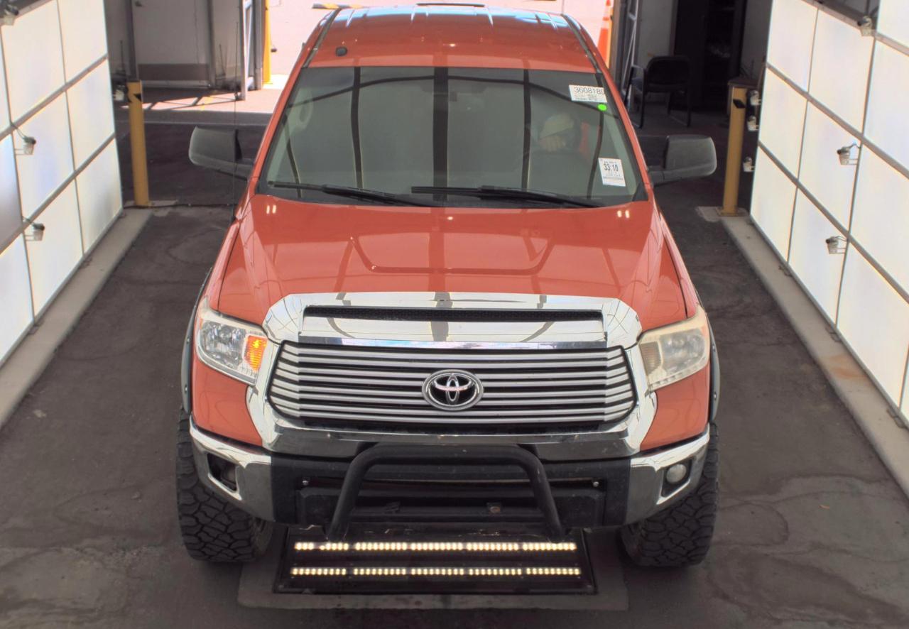 Toyota Tundra 2WD Truck  2016