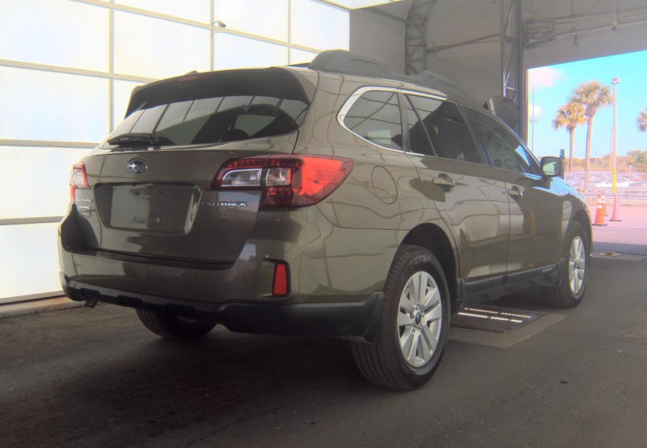 Subaru Outback  2015