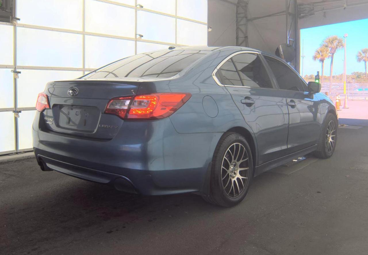 Subaru Legacy  2015