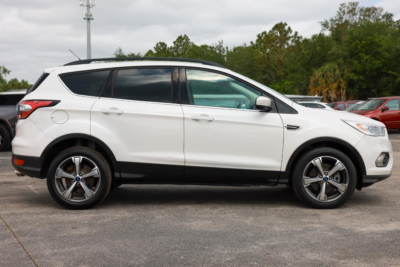 Ford Escape  2017