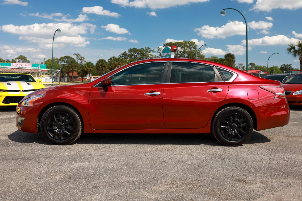 Nissan Altima  2014