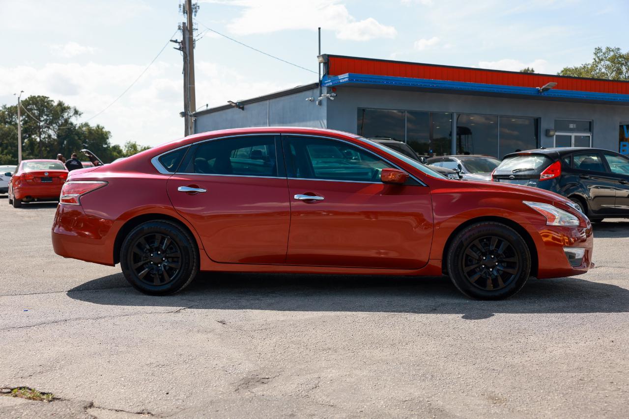 Nissan Altima  2014