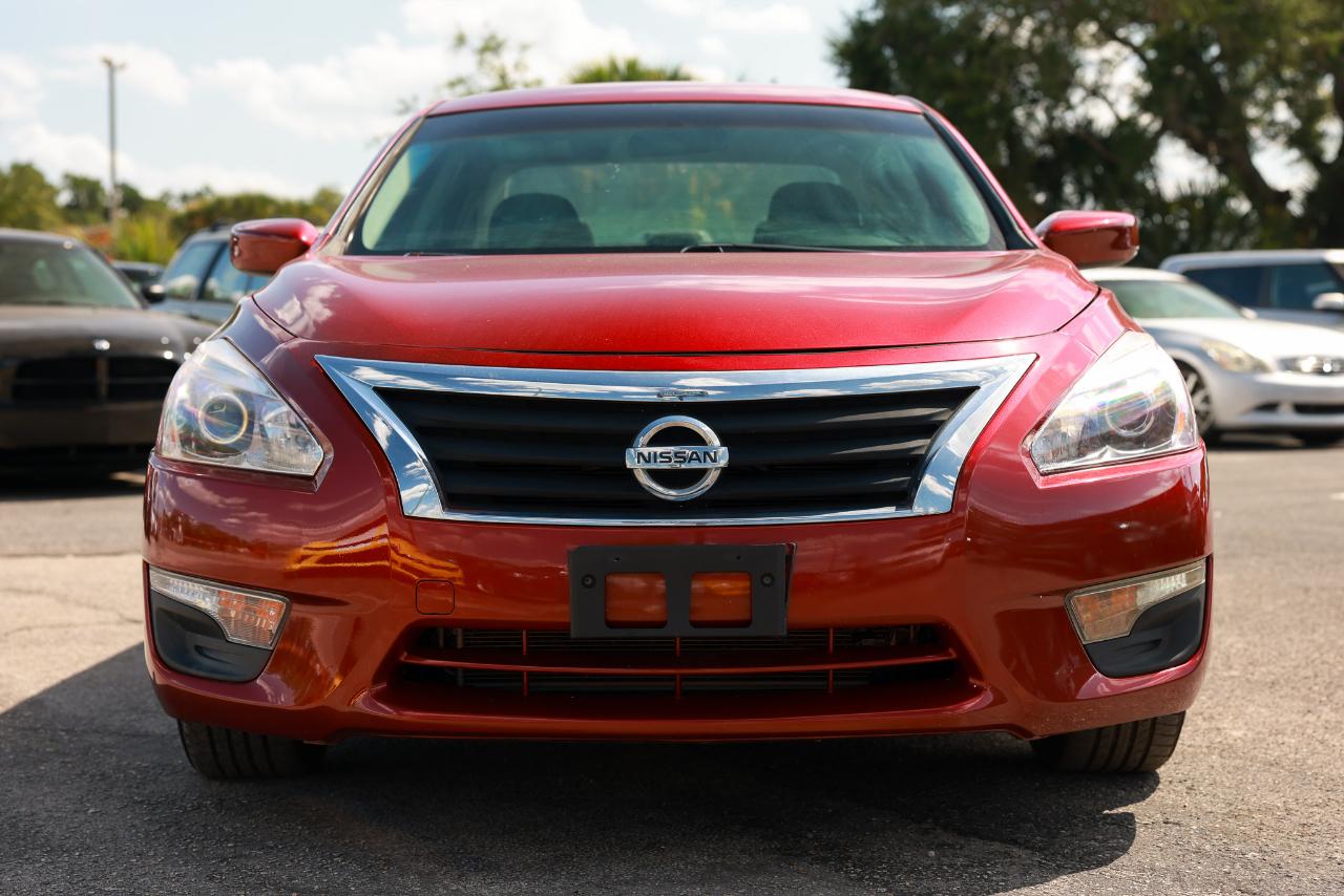 Nissan Altima  2014