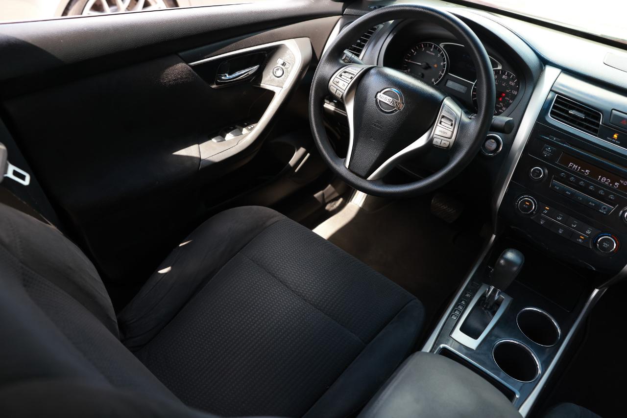 Nissan Altima  2014
