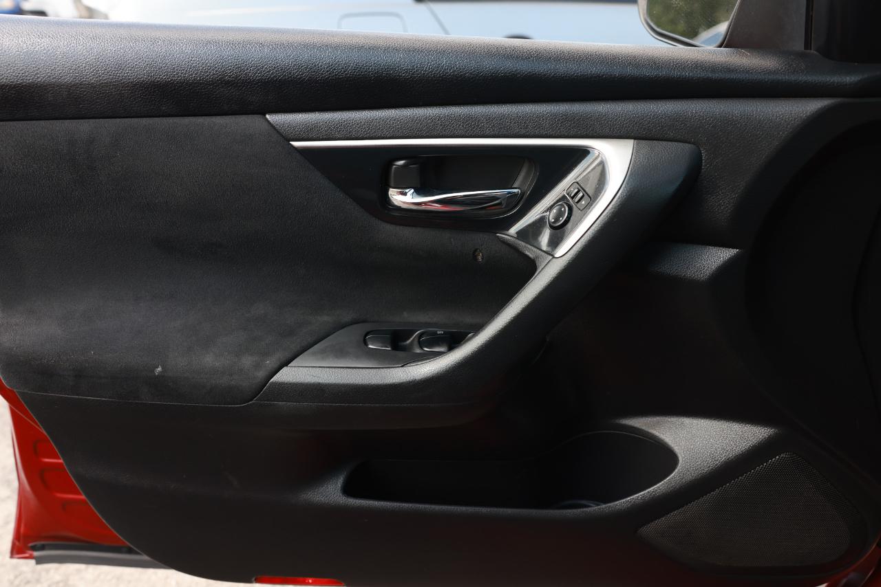 Nissan Altima  2014