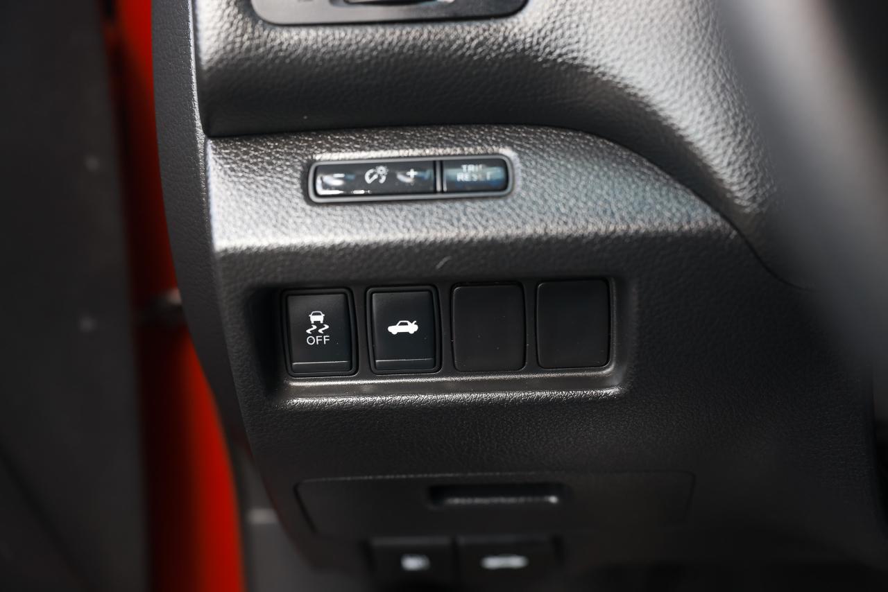 Nissan Altima  2014